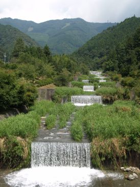 坂本川の堰