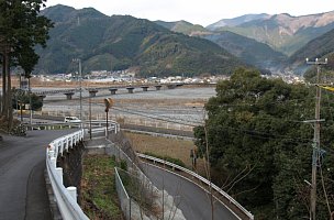 安倍川と曙橋