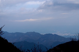 竜爪山から富士山