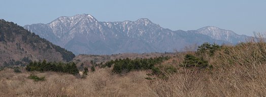 西湖北面の山々