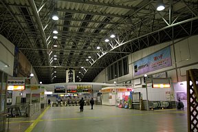 小田原駅構内