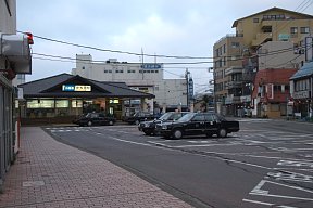 新松田駅北口
