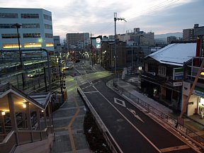 石山駅前