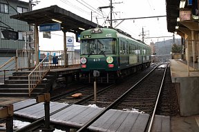 京阪唐橋前駅