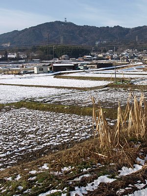 岩間山