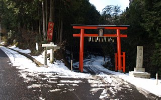 奥宮神社の鳥居