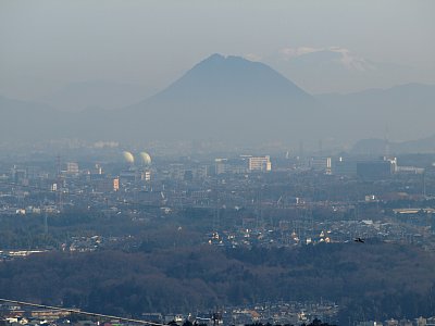 三上山