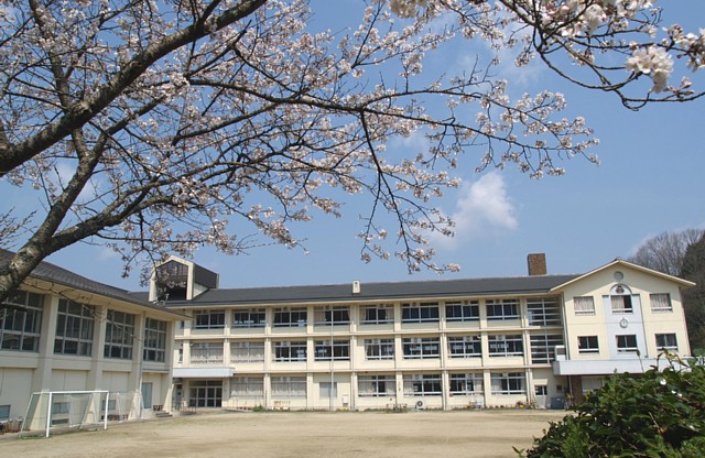 柳生小学校