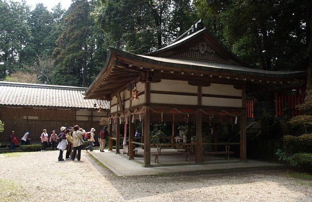 夜支布山口神社