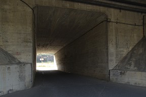 名阪国道トンネル
