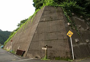 初瀬ダム入口