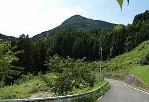 額井岳を西から