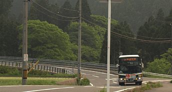 名張駅行きバス