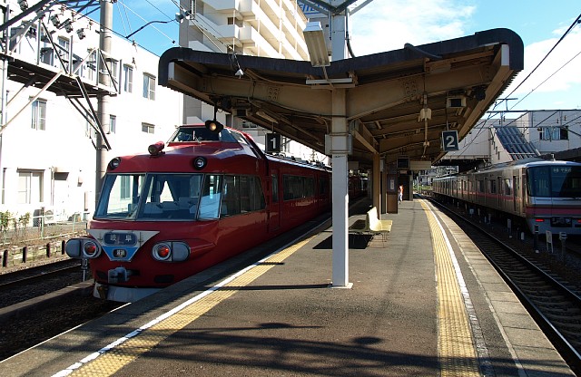 名鉄犬山駅