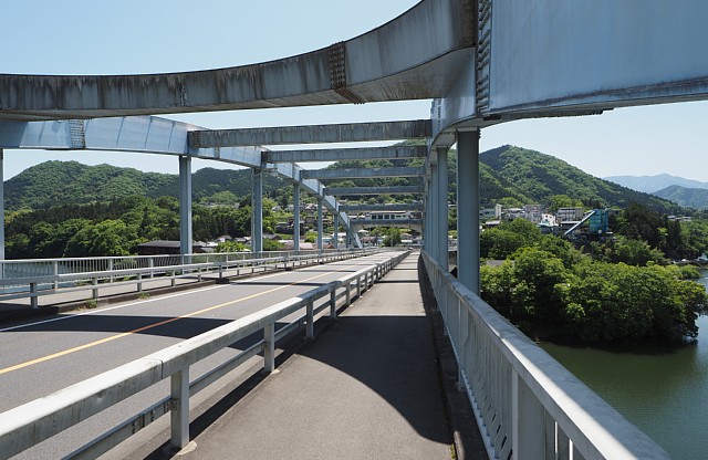 日連大橋