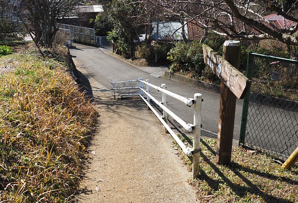 登山口