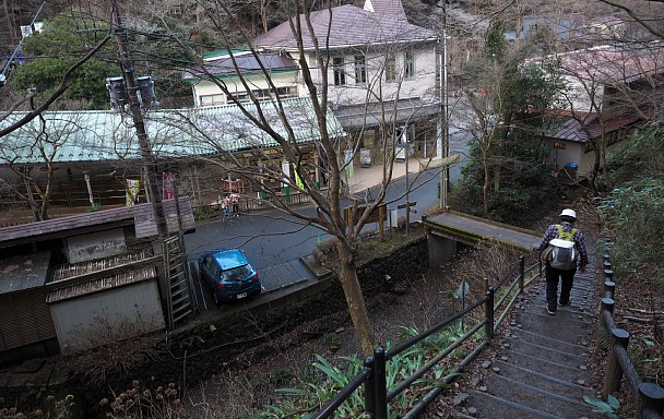 稲荷山稜線歩道入口