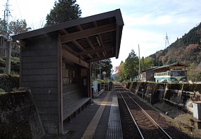 鍋原駅