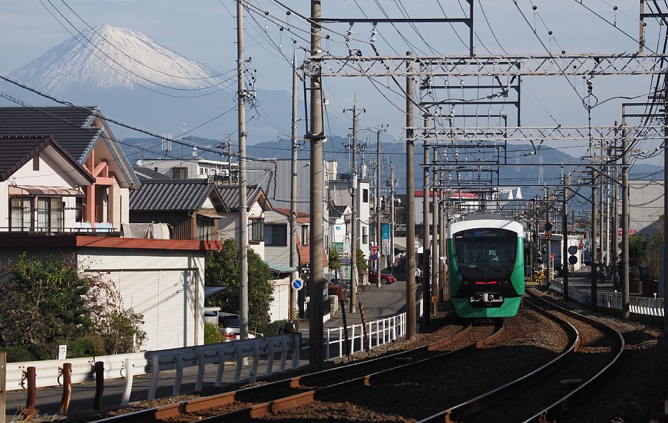 静岡鉄道と富士山