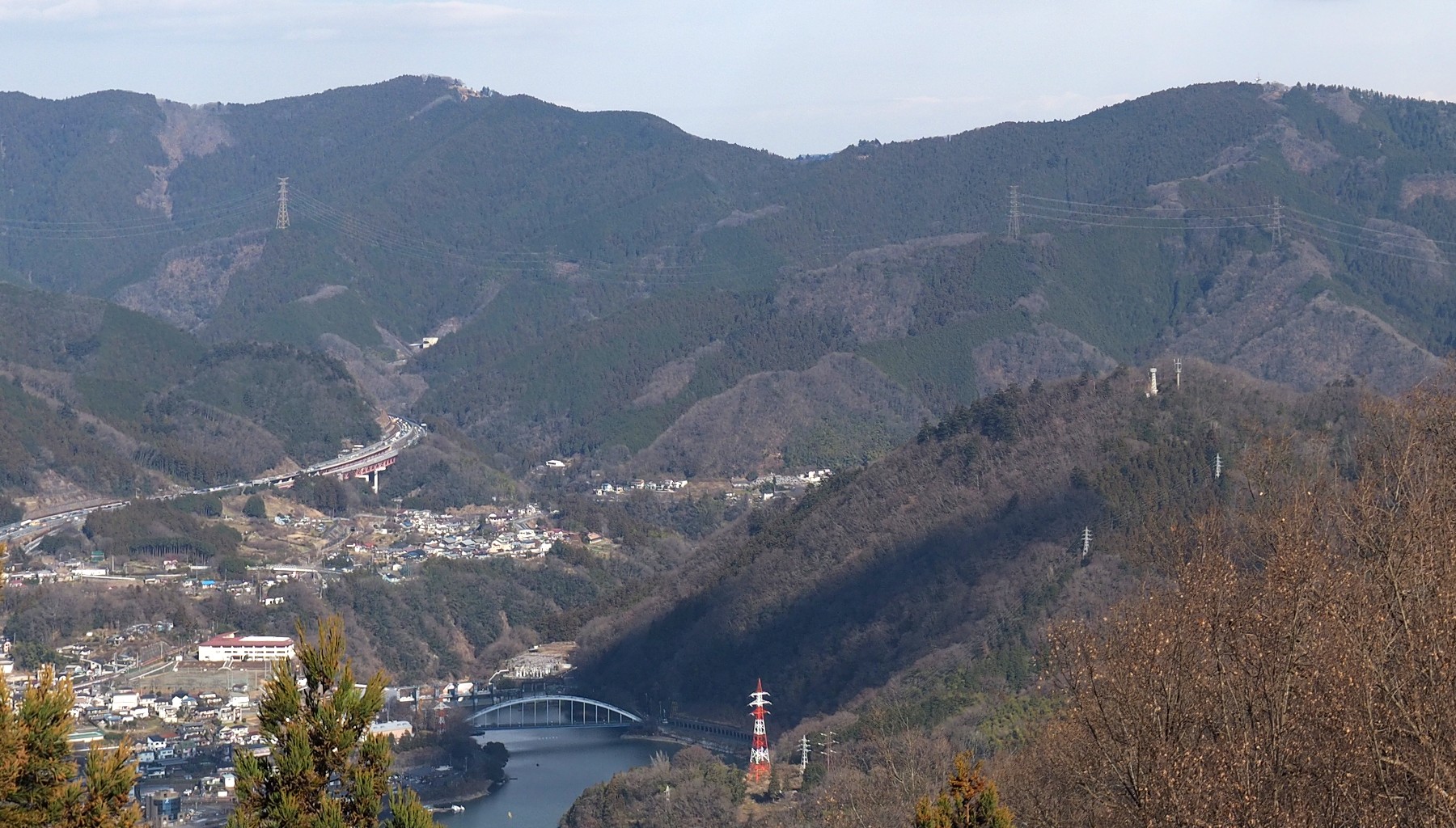 小仏山地