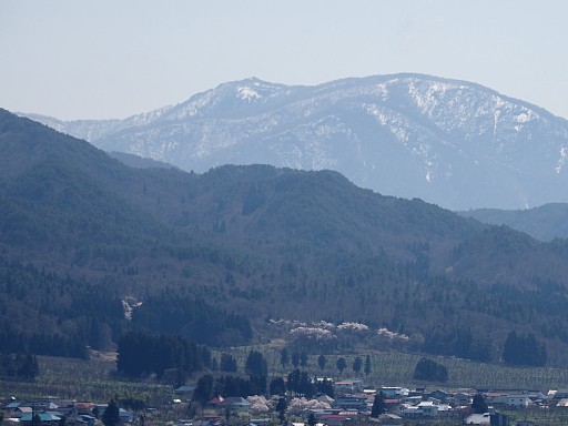 会津若松城より大戸山