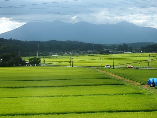 東北新幹線より高原山
