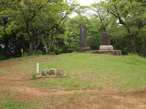 鳶尾山山頂