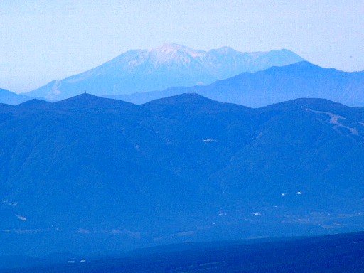 瑞牆山より御嶽山