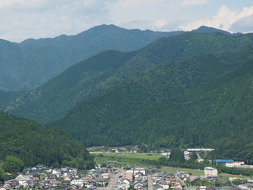 郡上八幡城より大洞山