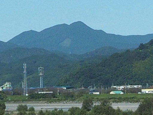 八高山