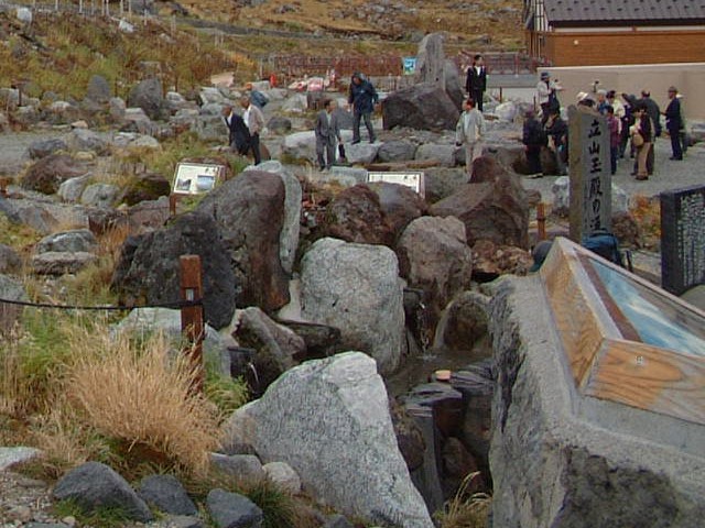 立山玉殿湧水